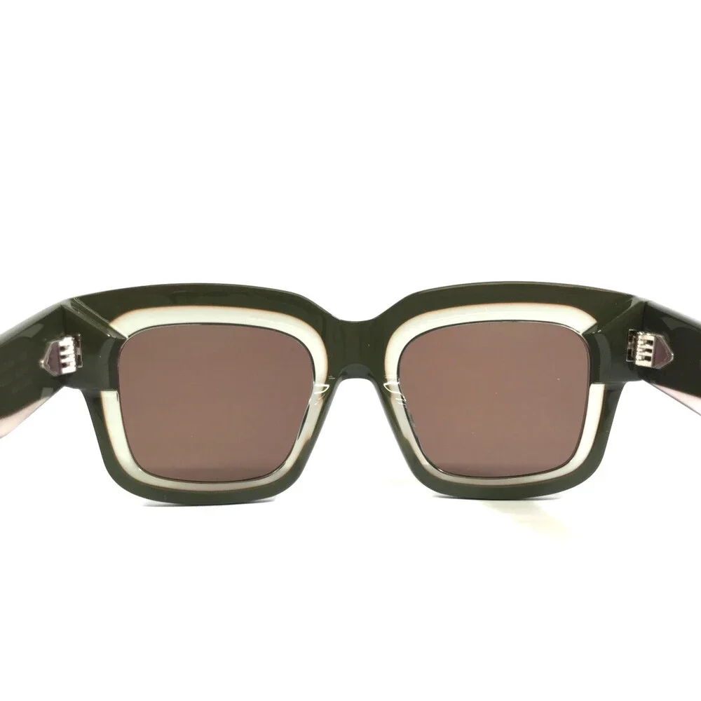 GiGi brand new